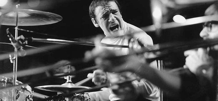 Buddy Rich – барабанистът, който превърна ритъма в спектакъл Buddy Rich – американски джаз барабанист и бендлидер